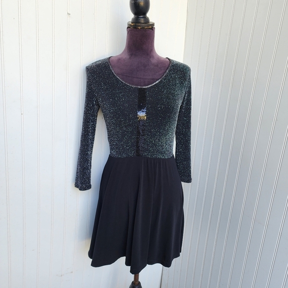 NY COLLECTION BLACK Sequin EMBELLISHED DRESS Stretch Pullover Petite Sz PXS - Picture 1 of 12